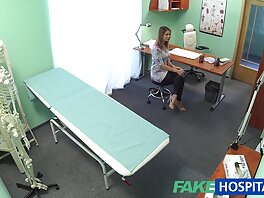 მოყვარულ ქალბატონს სურს, რომ მისი გრძელი ჯონსონი სასწრაფოდ აიმაღლოს